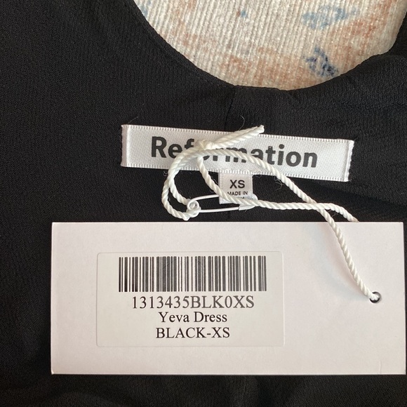 🖤 Reformation Yeva dress black xs NWT - Picture 7 of 8